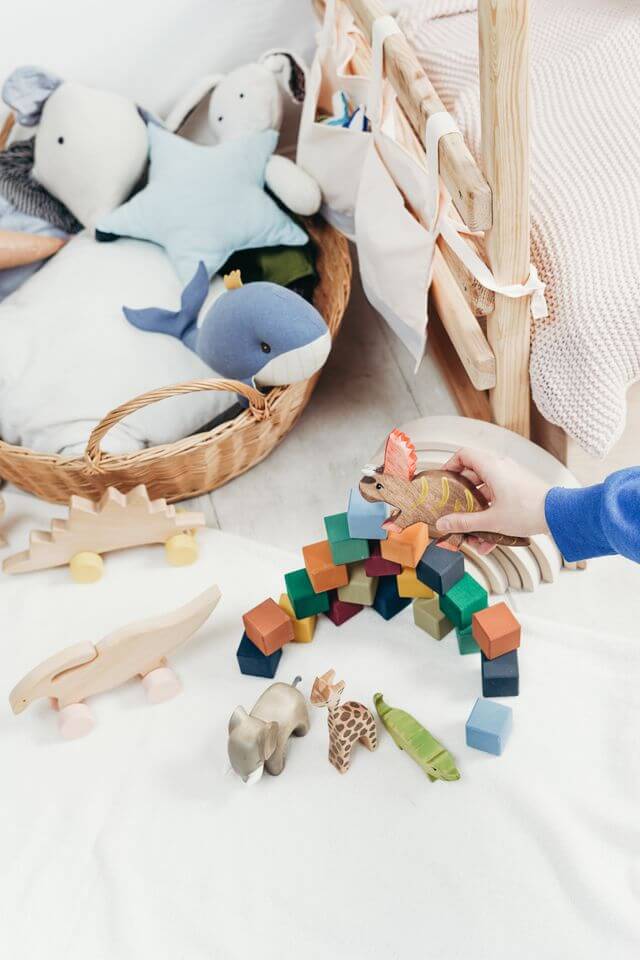 organizing child clutter